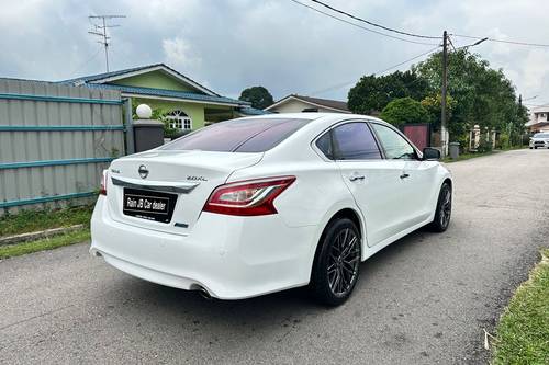 2017 Nissan Teana 2.0 XV  lama